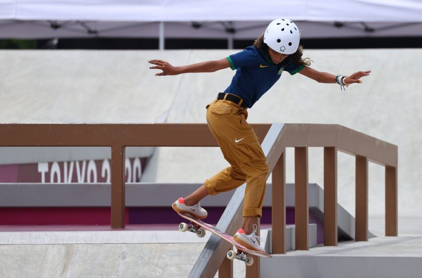  Famosos parabenizam Rayssa Leal após medalha de prata no skate: ‘Eu acredito em fadas’